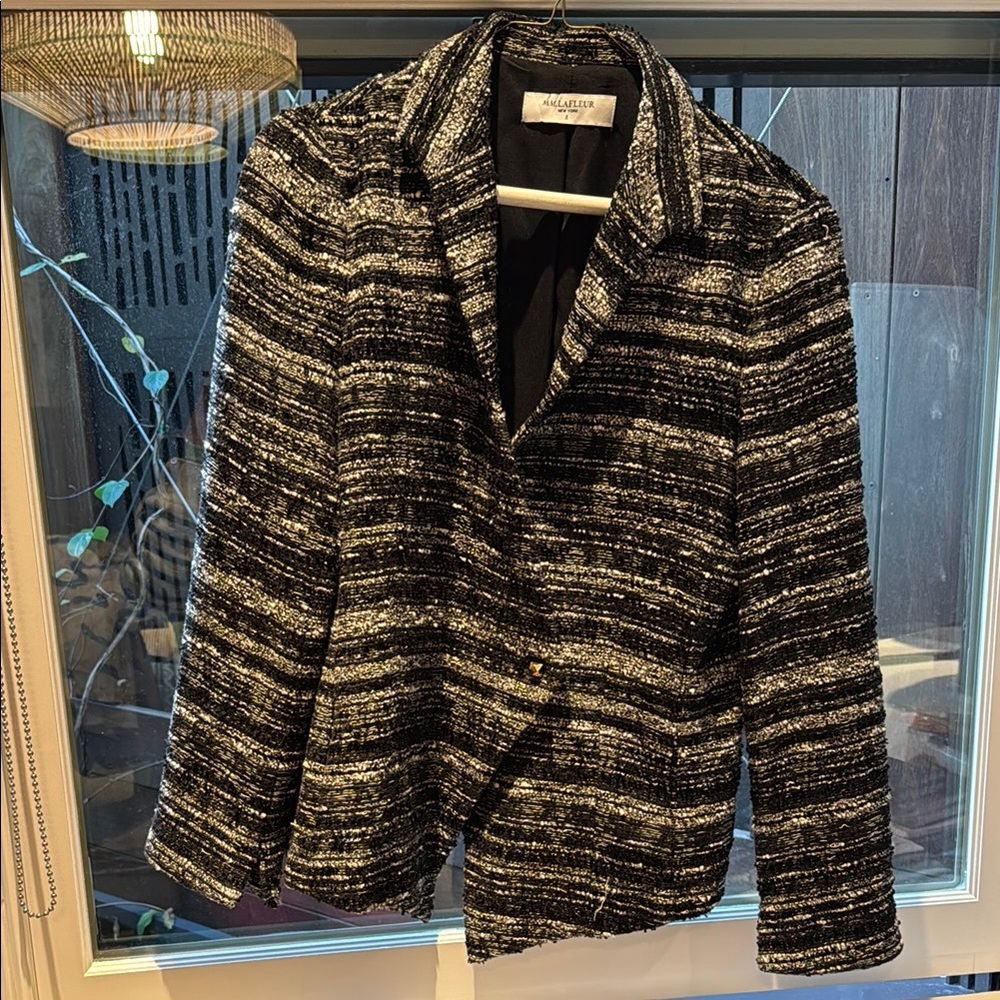 M.M. LaFleur Black and White boucle tweed textured Blazer